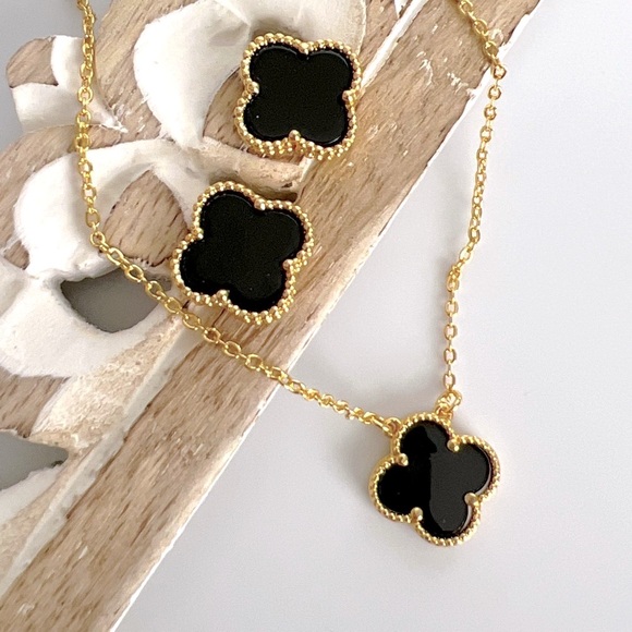 14k Gold Plated Clover Necklace and Earrings Set Black Onyx Stone - Picture 1 of 7
